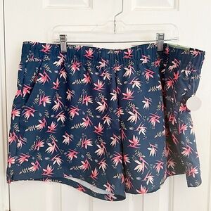 Magellan new outdoor womens shorts classic fit with birds of paradise pattern.